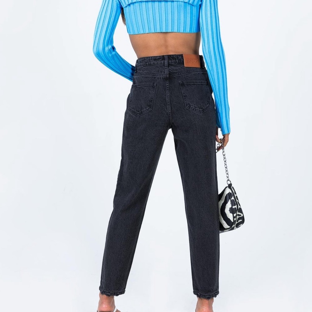 princess polly // zaiden straight leg jeans - Picture 5 of 9